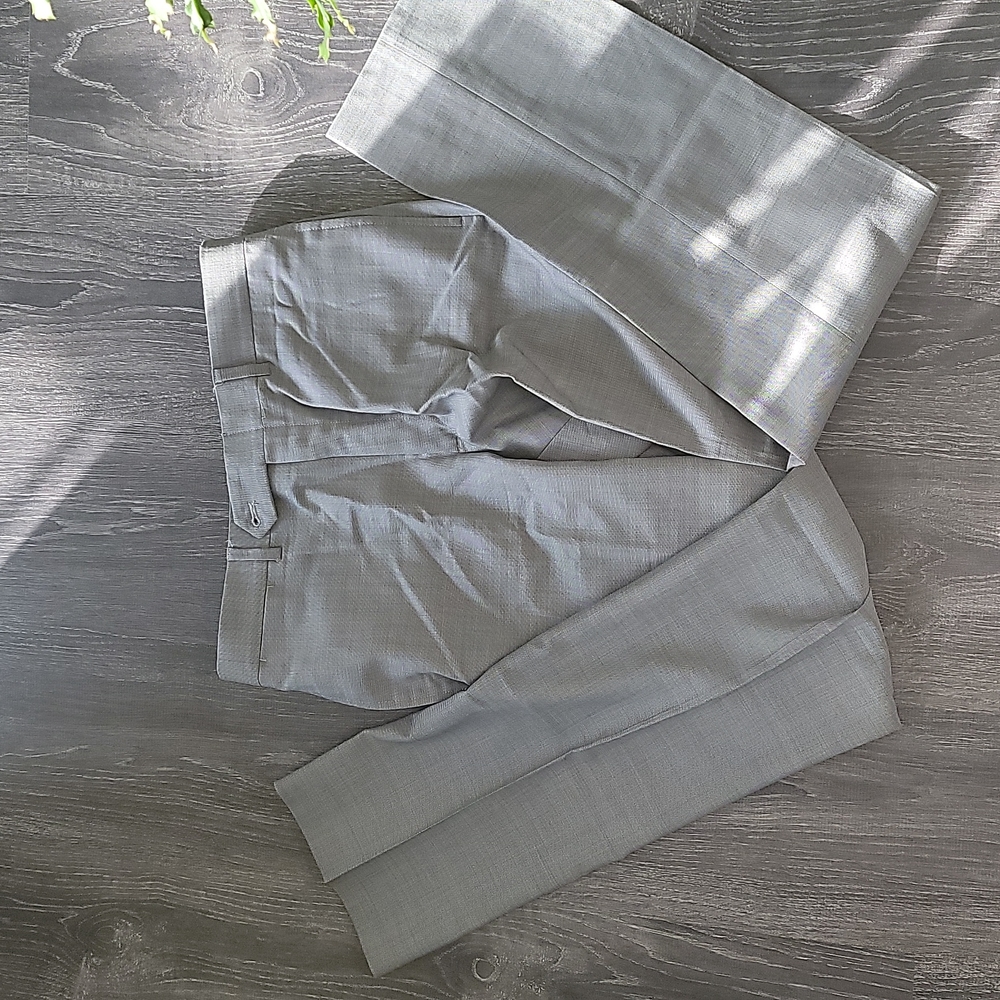 Tommy Hilfiger 100% worsted wool mens grey pants
